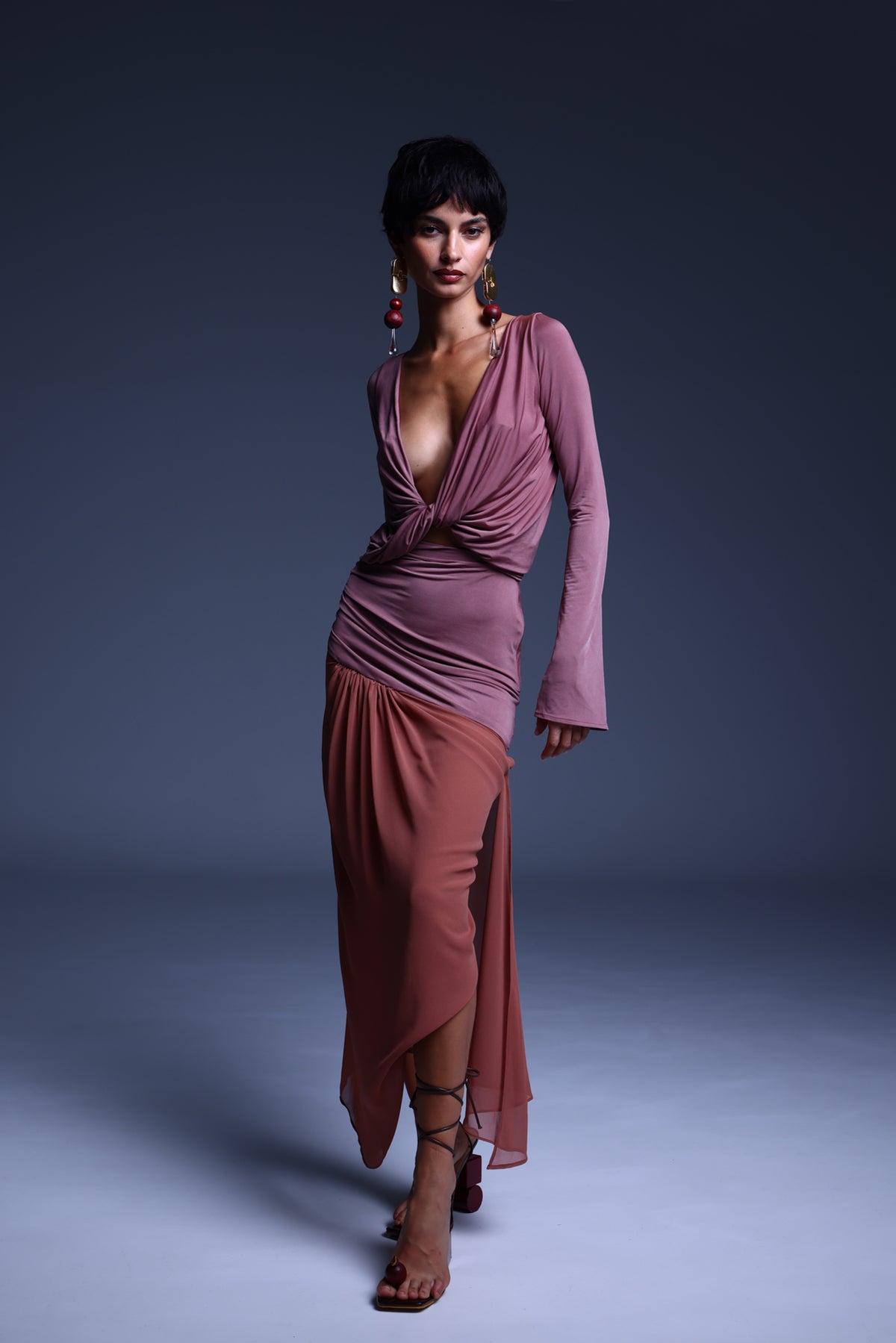TORSIONE set by BOCHEVA, side view