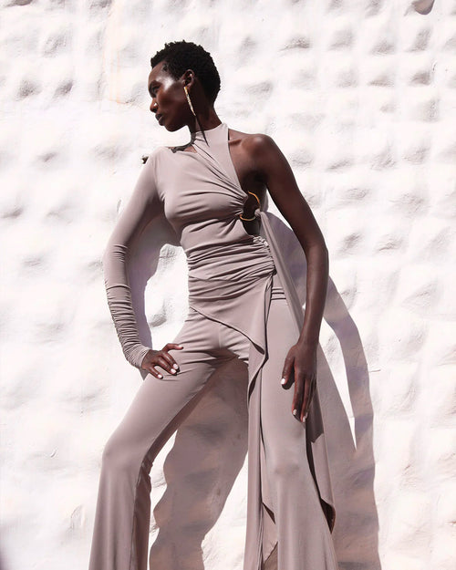 set beige resortwear for events