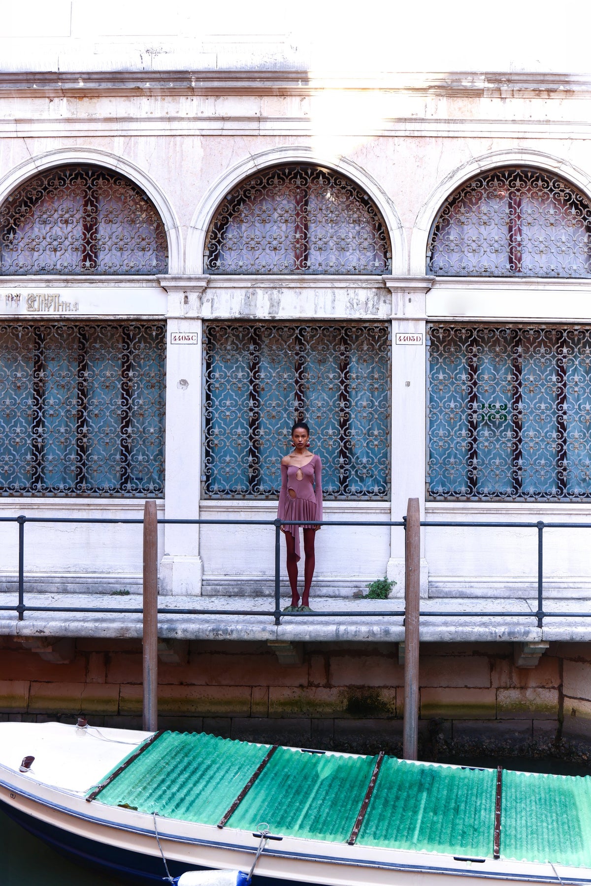 CONTRAPPOSTO, Venice
